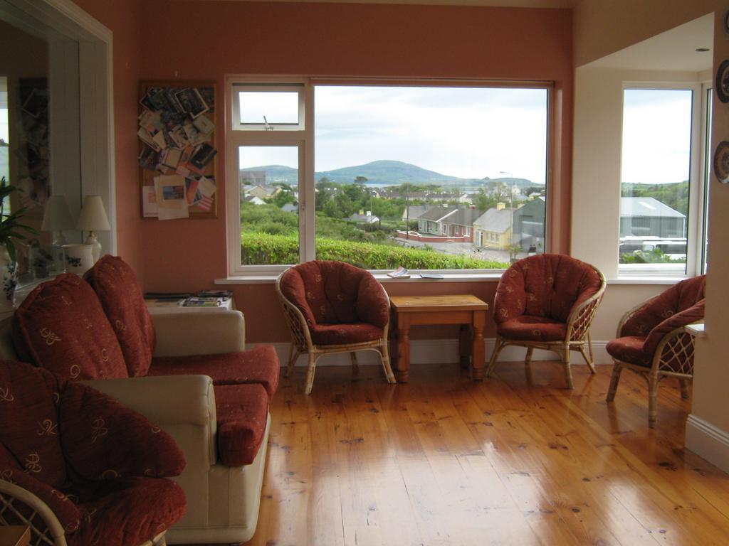 Iveragh Heights Bed & Breakfast Cahersiveen Room photo